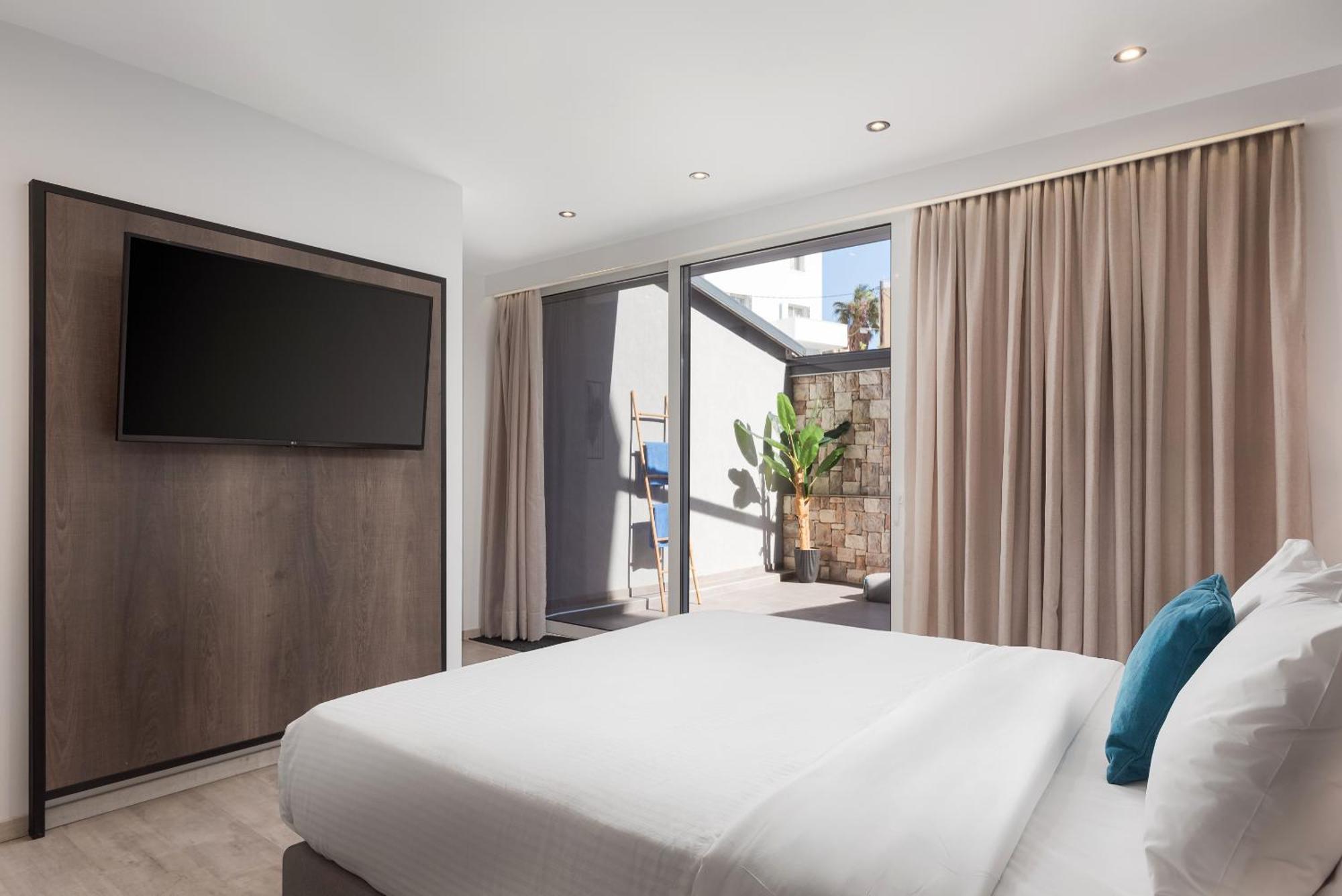 Sette Suites & Rooms - Adults Only Xylokastro Room photo