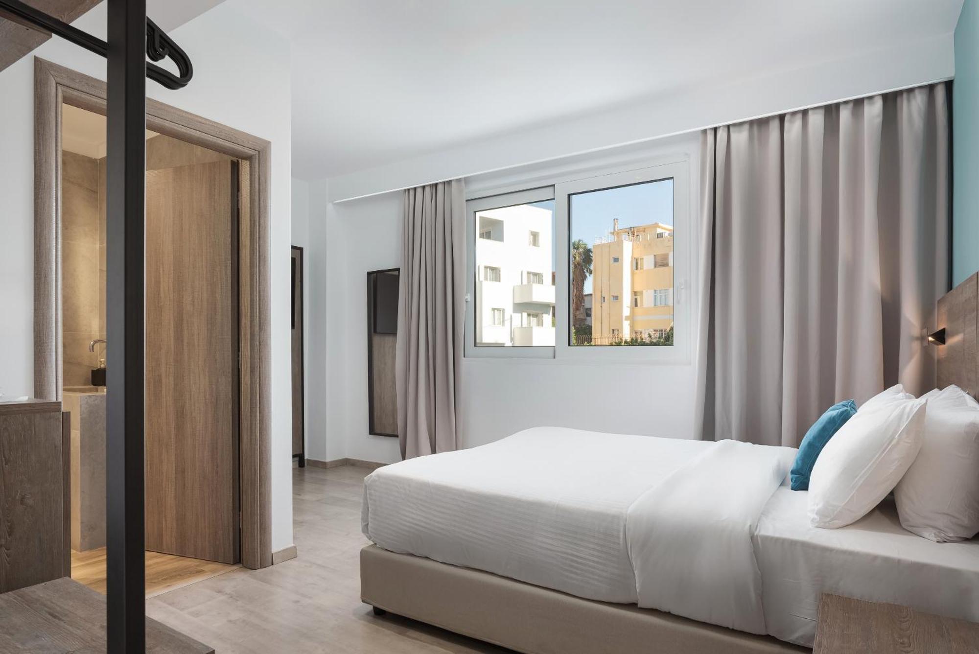 Sette Suites & Rooms - Adults Only Xylokastro Room photo