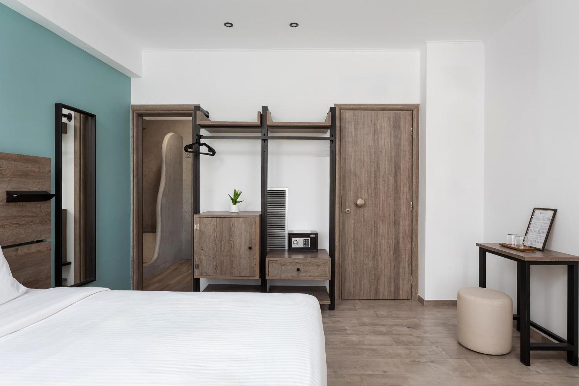 Sette Suites & Rooms - Adults Only Xylokastro Exterior photo